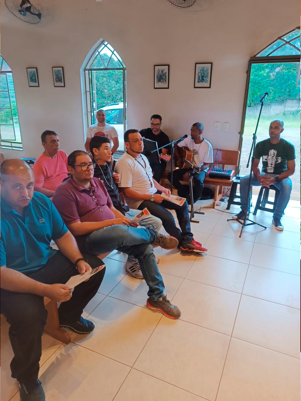 Missa Epifania do Senhor na Igreja Nossa Senhora Aparecida em Itatiaiuçu-MG Ministério de música da Comunidade São Miguel Arcanjo
